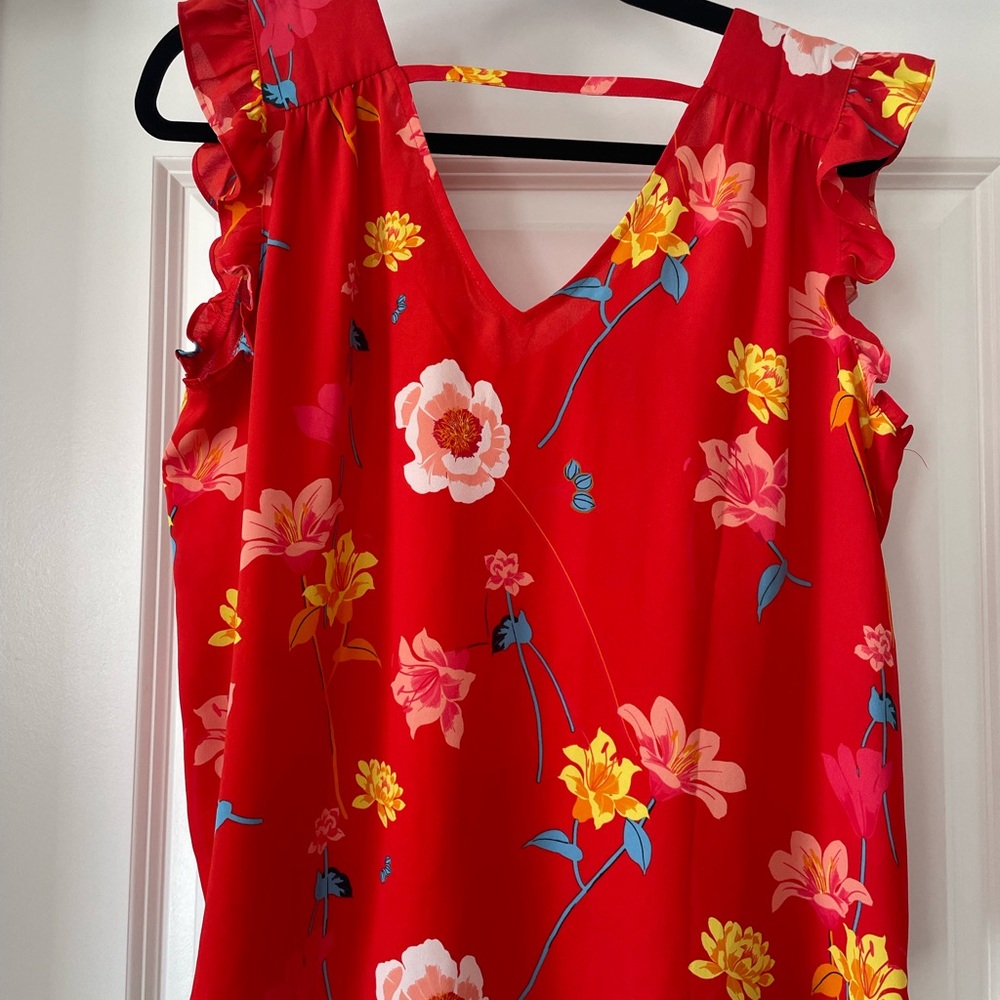 LOFT Red Floral Ruffle Sleeve Blouse - Picture 3 of 7